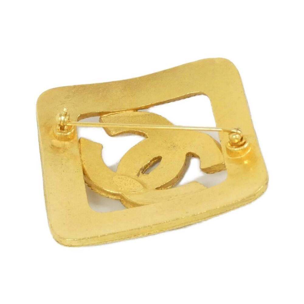 CHANEL Gold Brooch - Picture 2 of 4